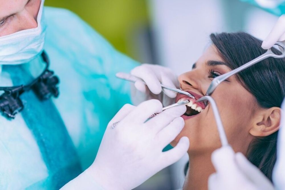 Do You Need Restorative Dentistry? 6 Signs Your Teeth Need Repair or Replacement